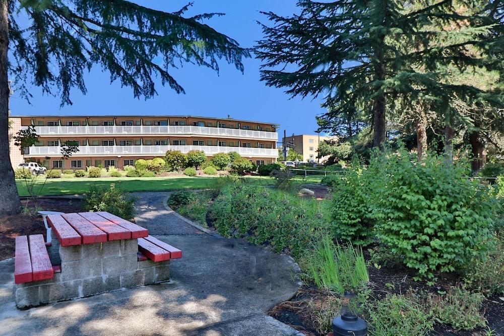Riverfront Inn Roseburg Exterior foto